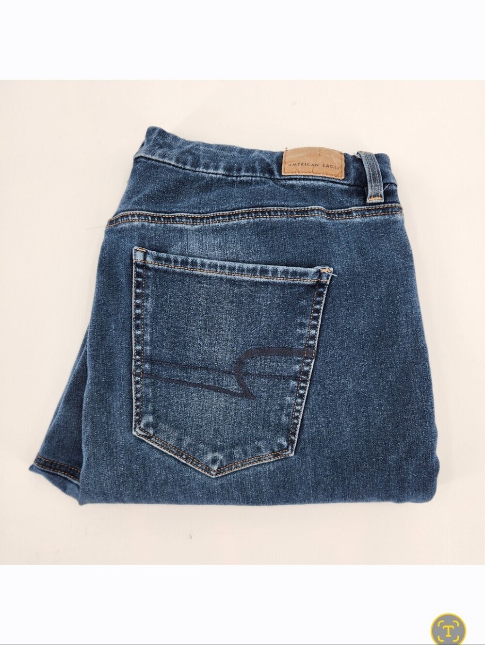 American Eagle The Dream Jean Curvy Hi-Rise Jegging Womens Size 16 Distressed